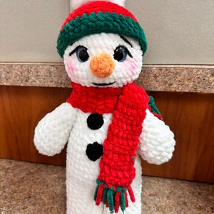Crochet snowman handmade Plush toy Stuffed snowman crochet toy Christmas Amigurumis