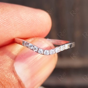 10K White Gold Moissanite Curved Wedding Bands Women, Contour Stacking Band, Bridal Matching Band For Ring, Arched Minimalist Ring