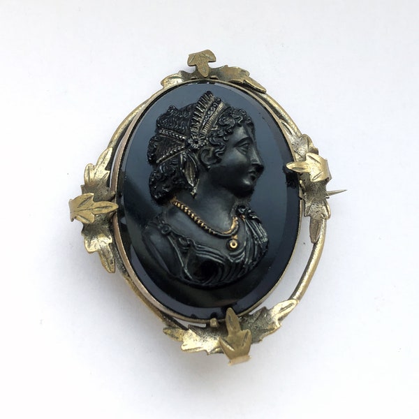 Antike viktorianische Cameo Brosche Kamee aus schwarzem Glas und Metall