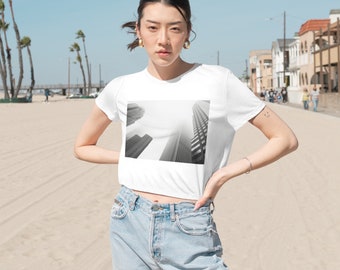 City Graphic Cropped Tee