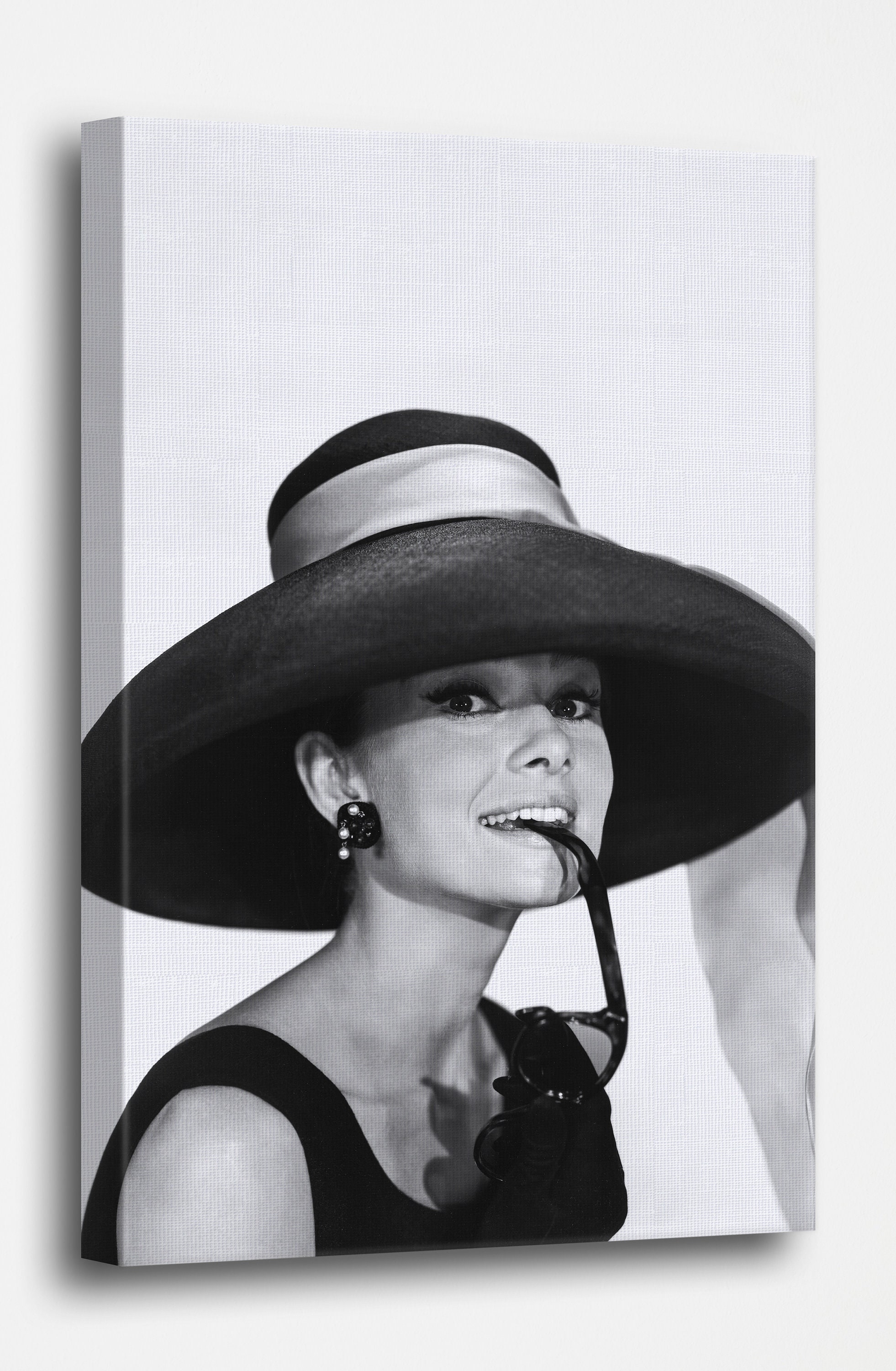 Audrey Hepburn Canvas Wall Art, Audrey Hepburn Black and White Canvas Wall Decor