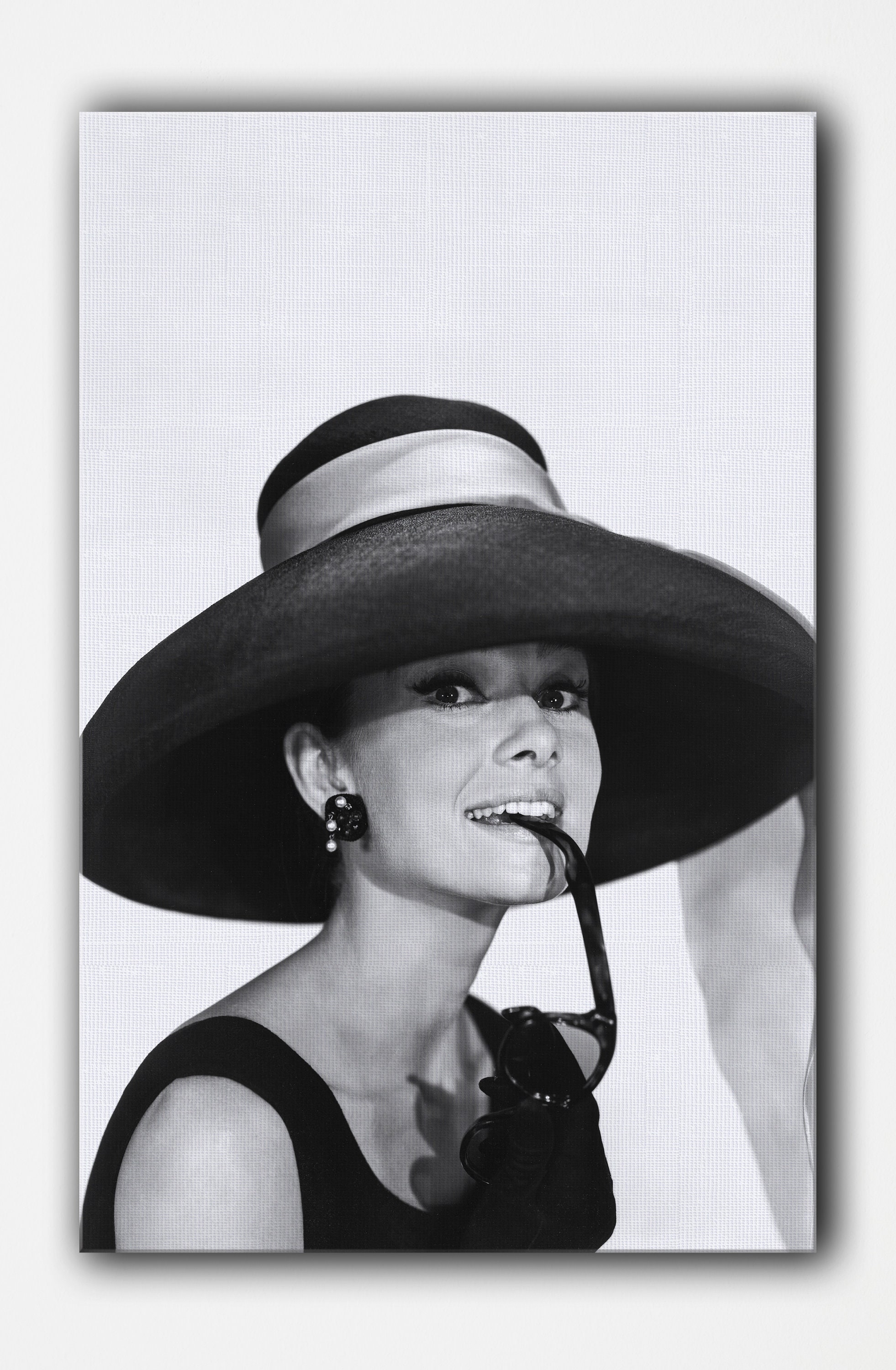 Audrey Hepburn Canvas Wall Art, Audrey Hepburn Black and White Canvas Wall Decor