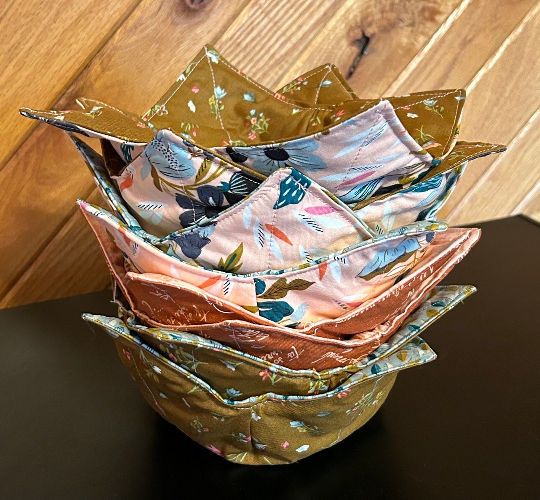Floral Bowl Cozy, Reversible Bowl Cozy Gift for Her, New Apartment Gift