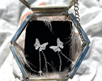 Glitzernde Schmetterlinge Ohrringe(weiß)