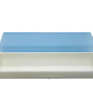 Smooth Texture Mini Pill Case – Sleek Travel Organizer for Daily Meds & Vitamins
