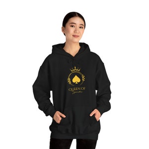 Queen of Spades Hotwife Heavy Blend Hooded Sweatshirt