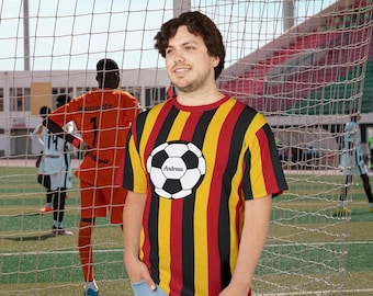 ドイツ国旗サッカーボールTシャツ | パーソナライズされたサッカーファンシャツ