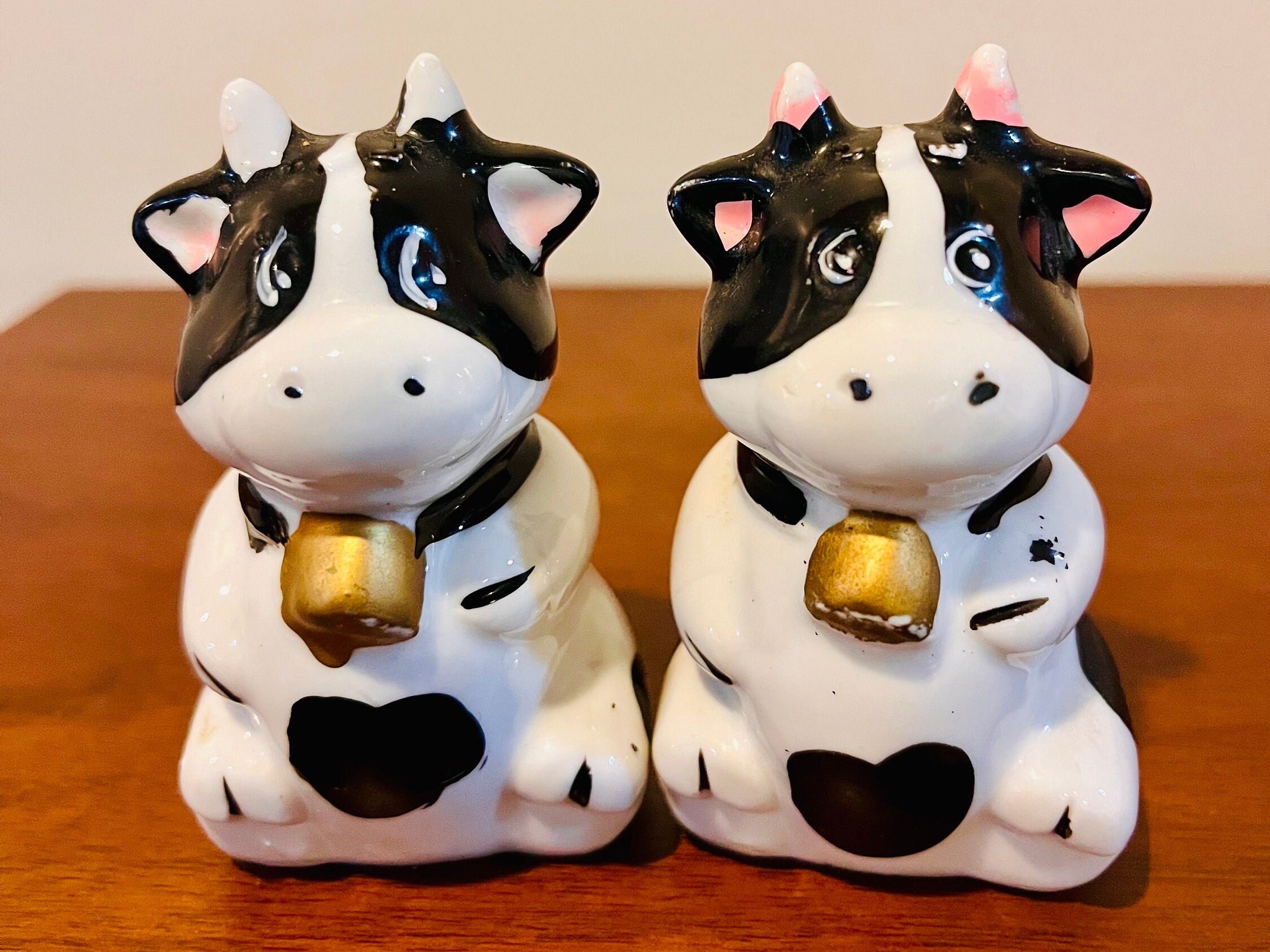 Animal salt and on sale pepper shakers