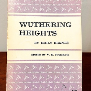 Vintage 1956 Wuthering Heights Paperback Novel - Emily Brontë