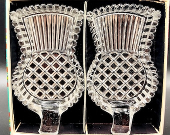 Juego de 2 platos pequeños de cristal con diseño de cardo escocés estilo MCM vintage.