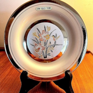 Vintage New In Package Chokin Collectable Porcelain Plate with Display Stand. Decorative Chokin. Made in Japan.