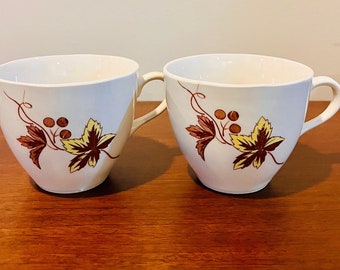 Vintage Made in Japan Tea Cups/Mugs With Berries Vines and Leaves