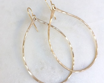 teardrop gold earrings,14k gold filled hoops,Nickel free gold hoop earrings,Hammered hoops,Hammered boho hoop earrings,Dangle hoop earrings