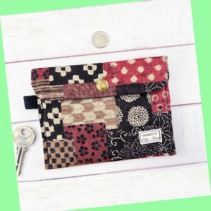 Boro Patchwork Coin Purse, Linen Snap Pouch, Handmade Fabric Wallet, Medium Size ID Cards Keys, Japanese Minimalism Cottagecore Esthetics