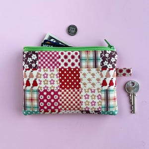 Münzbeutel, handgefertigte Stoff-Patchwork-Brieftasche, bedruckte Quilt-Geldbörse, mittelgroße Reißverschlusstasche, Ausweise Schlüssel, Geschenk für sie