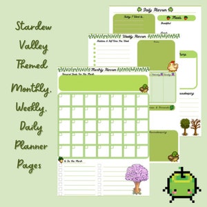 Może przedstawiać: Drukowalne strony planera w stylu Stardew Valley. Strony zawierają kalendarz miesięczny, plan tygodniowy i plan dzienny. Strony są ozdobione zielonymi i brązowymi kolorami i zawierają pikselową grafikę postaci i przedmiotów z gry.