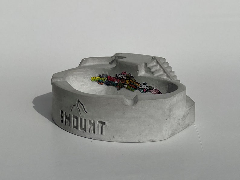 Concrete Skatepark Inspired Ashtray With Grafitti image 2