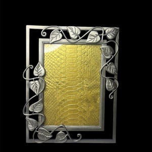 ramka ze skóry pytona zdjęcie 2