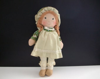 RARE! Vintage Holly Hobbie's Friend Amy - Rag Cloth Doll Medium Size Green Floral Dress and Bonnet 1970's