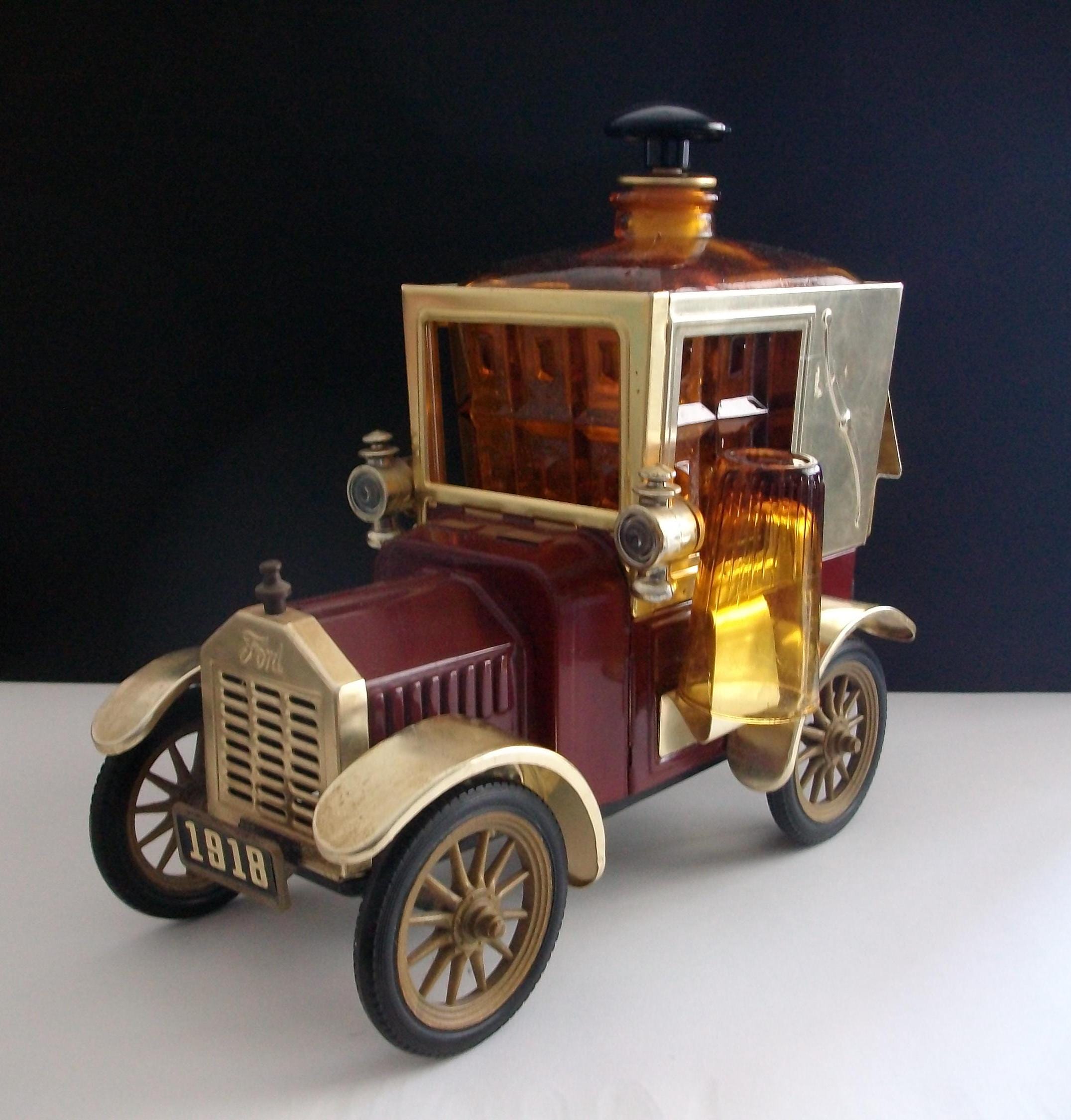 フォードボトル1918 Vintage 1918 Ford Car Decanter Set – Maroon & Gold, Retro Barware