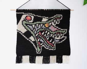 Beetlejuice sandworm tapestry crochet pattern / Wall hanging / home decor / goth art / dark art / intarsia crochet / Halloween decor
