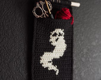 Lil Ghost tapestry crochet pattern / Wall hanging / instant download / weird art / small art / Halloween decor / halloween crochet pattern
