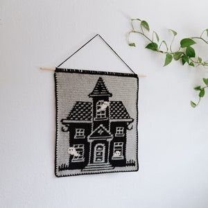 Haunted house tapestry crochet pattern / Wall art / instant download / weird art / home decor / Halloween diy / Halloween crochet pattern image 1