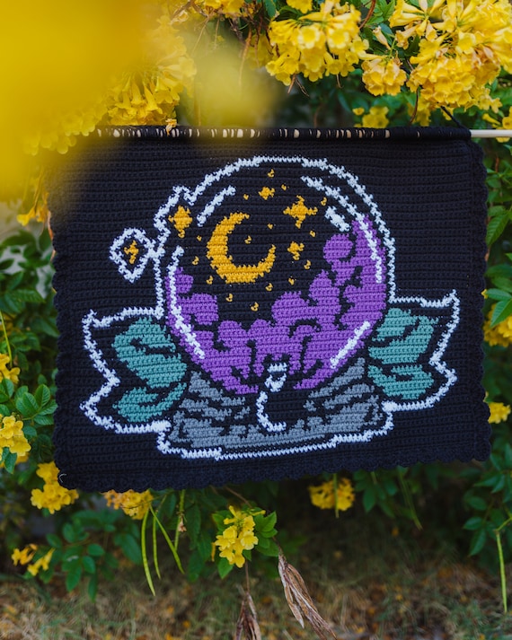 Crystal Ball Tapestry Crochet Pattern / Wall Hanging / Bat Crochet