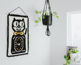 Vintage kitty cat clock tapestry crochet pattern / Wall hanging / instant download / weird art / home decor / functioning clock diy