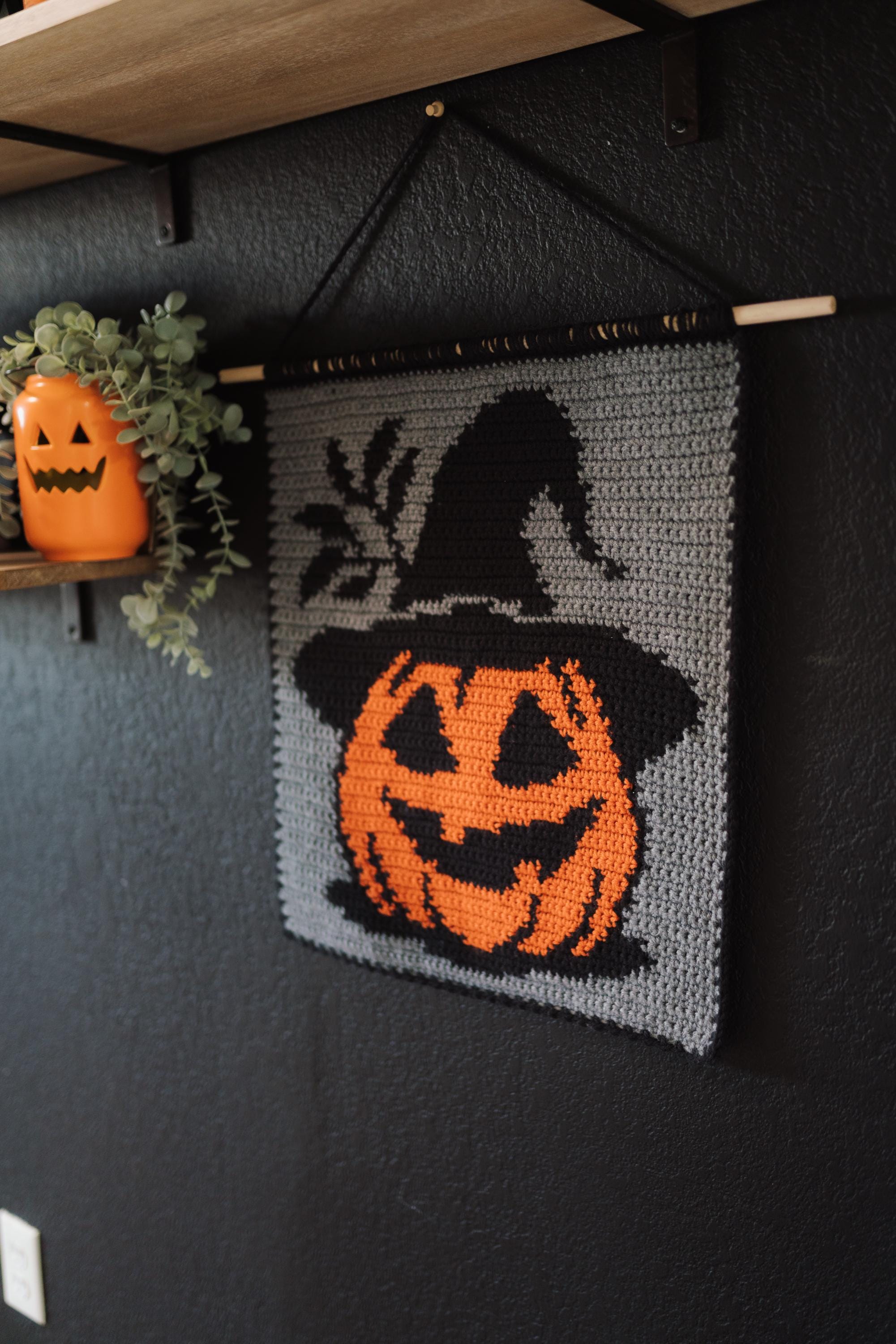 Jack-o-lantern Tapestry Crochet Pattern / Wall Art / Instant