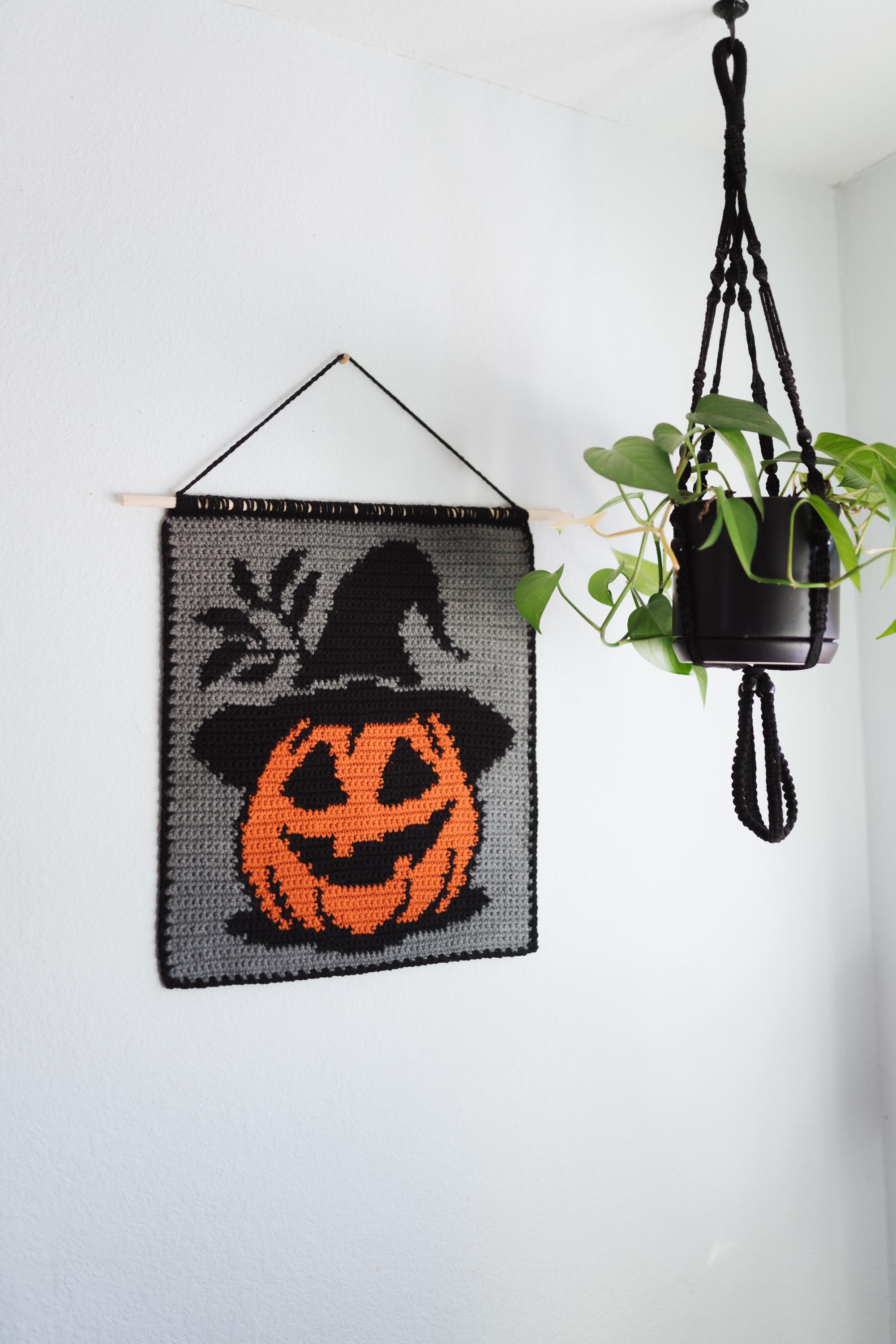 Jack-o-lantern Tapestry Crochet Pattern / Wall Art / Instant