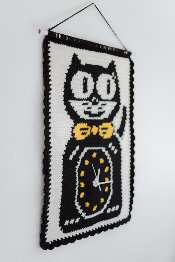 Vintage Kitty Cat Clock Tapestry Crochet Pattern / Wall Hanging
