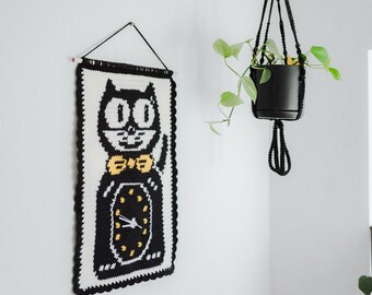 Vintage Kitty Cat Clock Tapestry Crochet Pattern / Wall Hanging