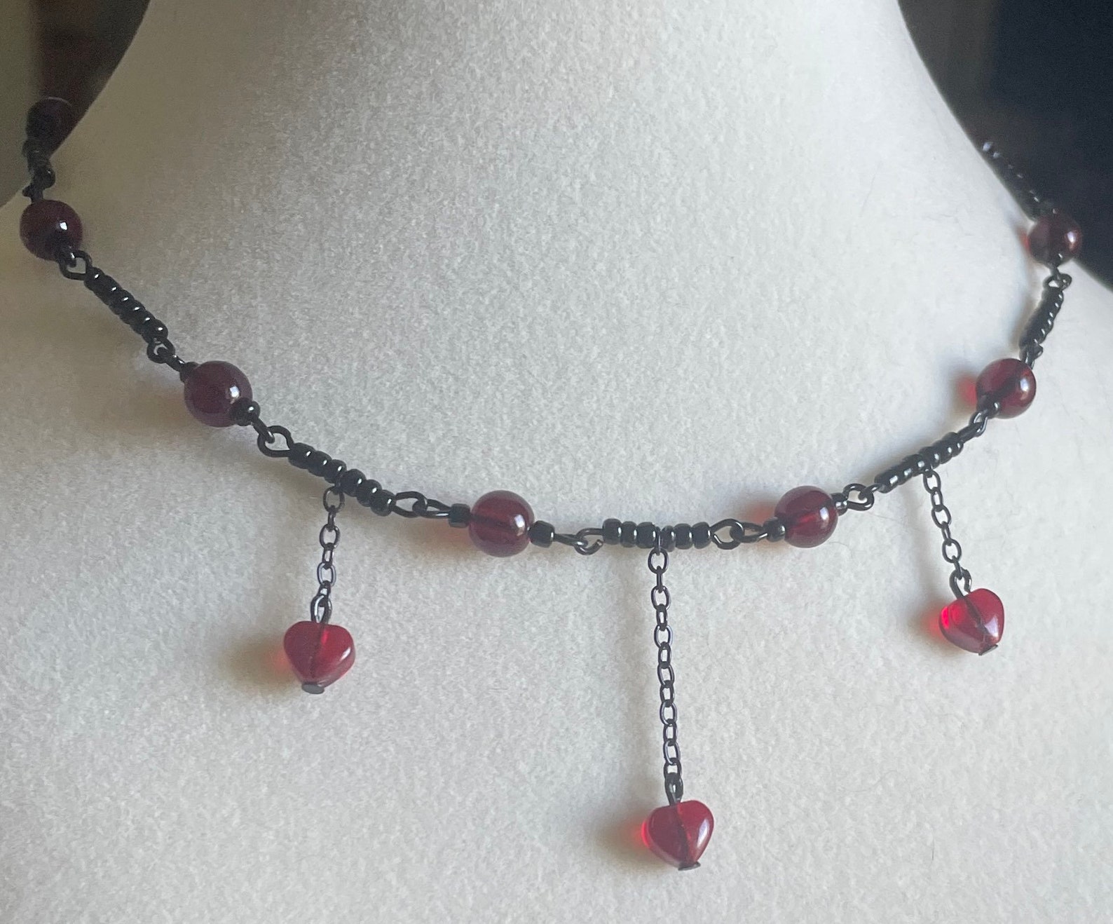 Glamorous Fashionable Eye-Catching Red Beaded Choker and Earrings Set For Women/Girls