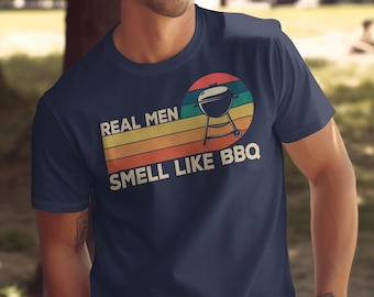 Maglietta con odore di barbecue per veri uomini, regalo per maestro della griglia, maglietta divertente per barbecue, regalo per amanti del barbecue, maglietta con design retrò per barbecue, maglietta estiva per barbecue