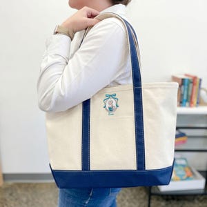 Borsa tote ricamata Coquette Disney Princess Elsa, borsa da principessa in tela, regalo da fiaba per ragazze, regalo per lei, regalo di compleanno immagine 2