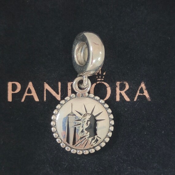 Statue of liberty store pandora charm