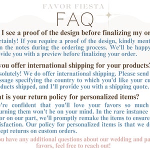 Puede incluir: Una p&aacute;gina de preguntas frecuentes de Favor Fiesta, con texto en fuente serif. Las preguntas cubren pruebas de dise&ntilde;o, env&iacute;o internacional y pol&iacute;ticas de devoluci&oacute;n para art&iacute;culos personalizados. El fondo es de color beige claro.
