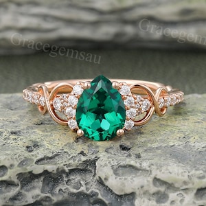 Lab Emerald Engagement ring Unique Rose Gold Pear Cut Green Gemstone Bridal Ring Art Deco Ring May Birthstone Anniversary Gift for Women