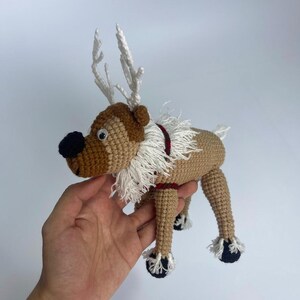 Handgefertigte Häkelpuppen Set - Elsa, Anna, Kristoff, Sven, Olaf Charaktere, Muttertagsgeschenk Bild 10