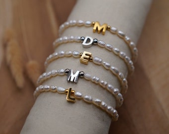 Armband Initialen | Buchstabenarmband | Monogramarmband | Süsswasserperlen | Perlenarmband | Personalisiertes Armband | Schmuck | Geschenk