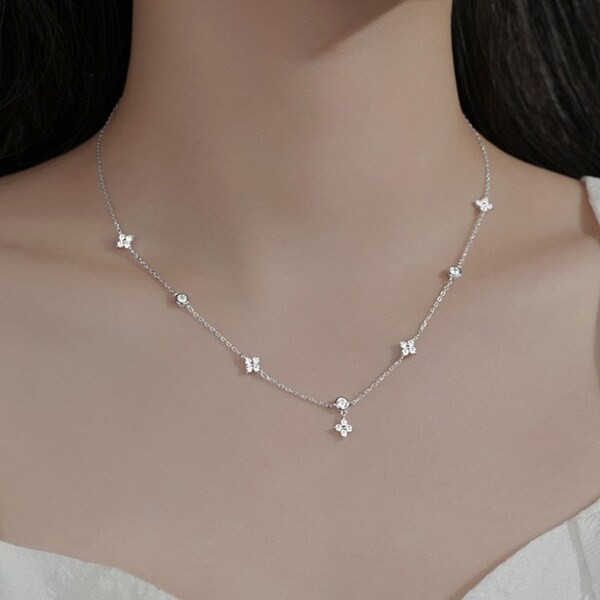 The Clover Necklace