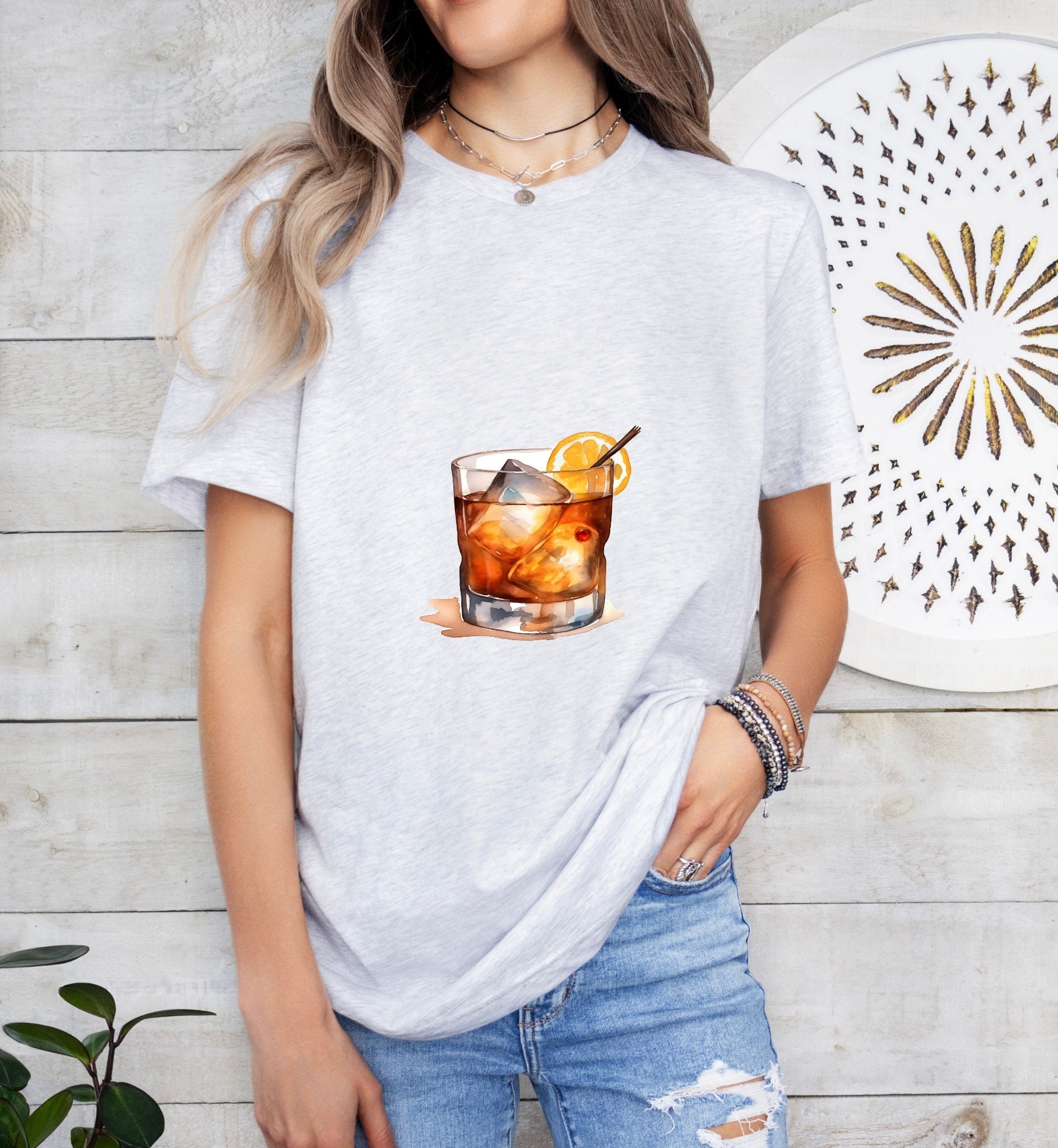 Rusty Nail Groom or Bride Cocktail Bar Shirt - Minimalist Aesthetic T-Shirt for Bachelor or Hen Party - Fun and Chic Design