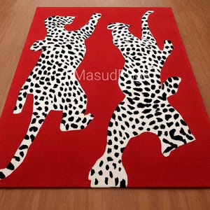 Red Leopard Shaped Wool Rug: Playful Animal Print Carpet 5x8