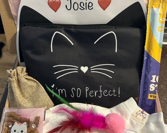 Personalised Mothers Day Cat Mum Gift Box, Cat Box, Catnip Toy, Valerian Cat Toy, Cat Treats, Kitten Toy