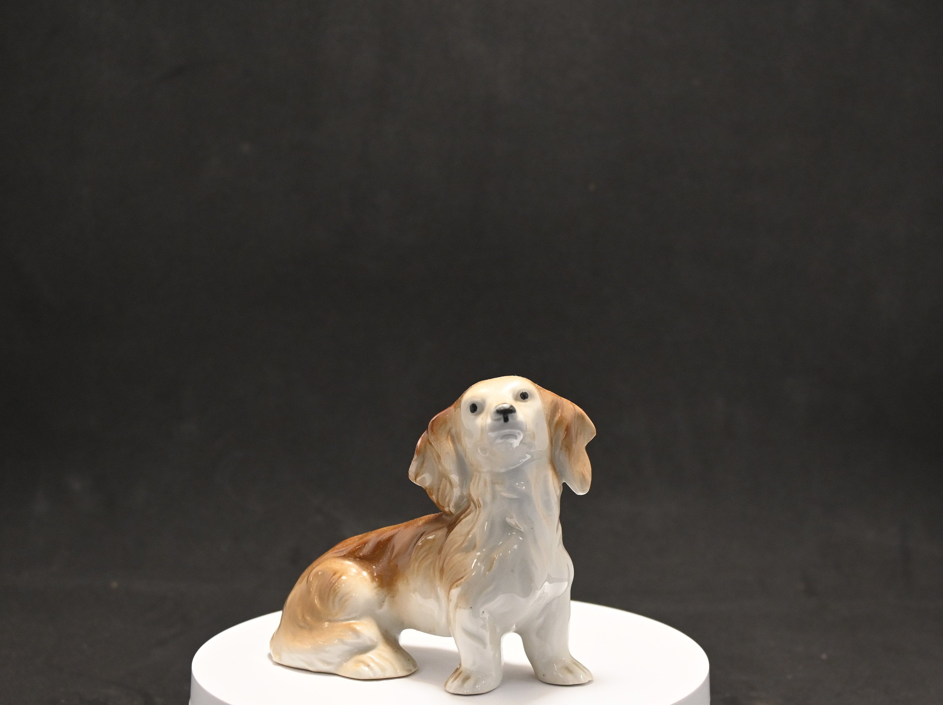 ヴィンテージ磁器製犬の置物：アンティークの犬の像 - Etsy 日本