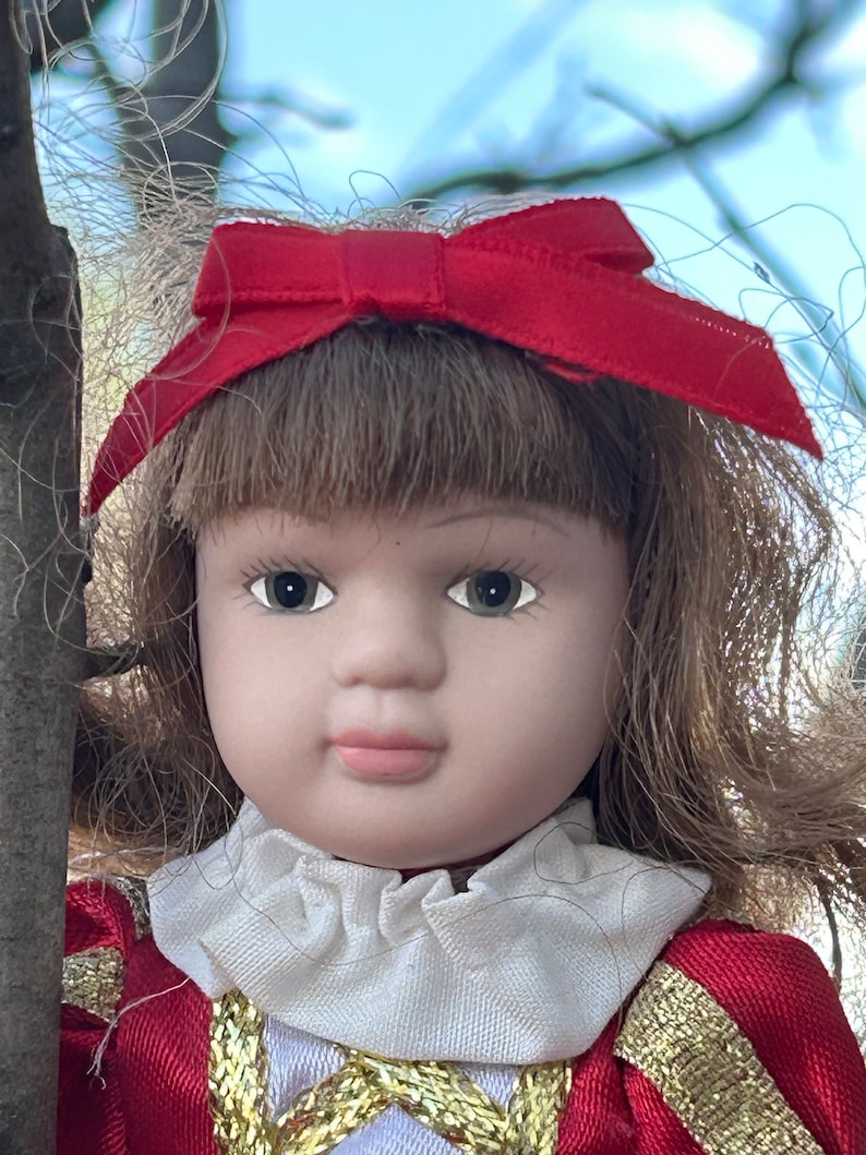 Elizabeth Vintage Evil Ruler Spirit Porcelain Doll - Etsy