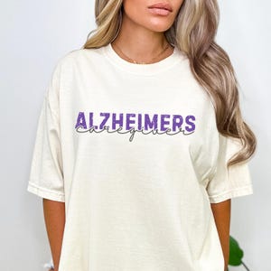 Maglietta per chi si prende cura dell&#39;Alzheimer, maglietta viola per la sensibilizzazione sull&#39;Alzheimer, regalo con nastro viola per il supporto all&#39;Alzheimer, supporto familiare per la demenza