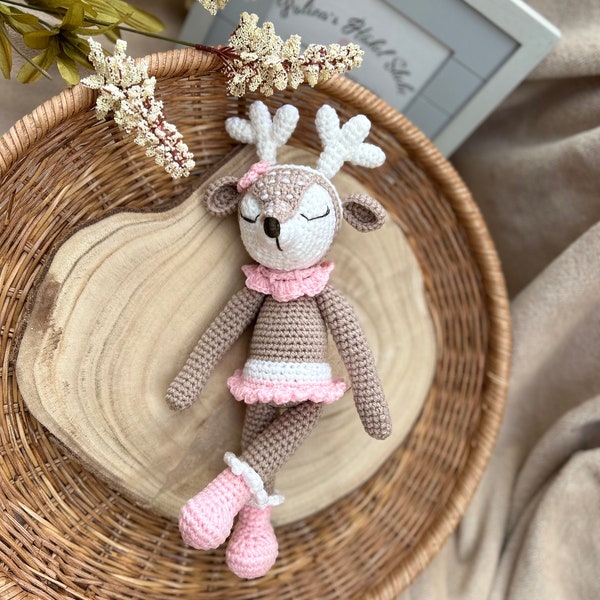 Gehäkeltes Kuscheltier Rehkitz Amigurumi Kinder Baby braun aus Wolle