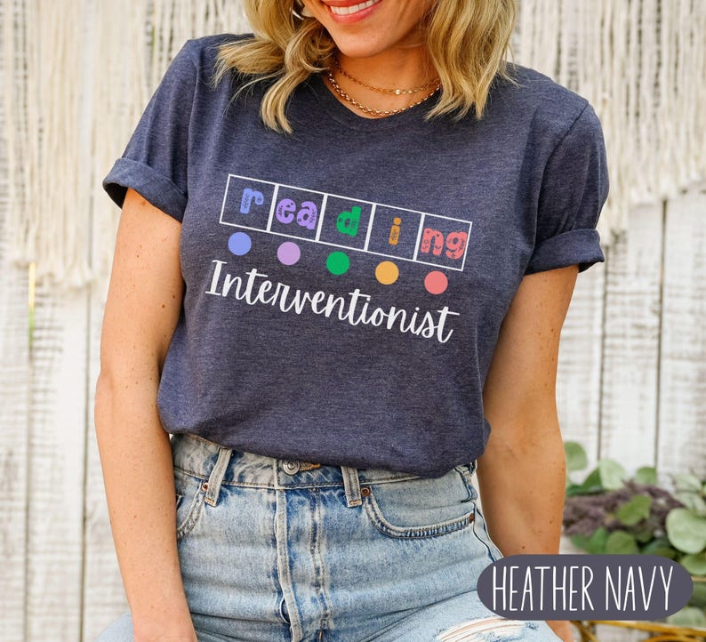 Reading Interventionist Shirt, Reading Teacher Gift, Science of Reading, Intervention Teacher, Phonics Reading T-Shirt Tee, Literacy Coach afbeelding 3